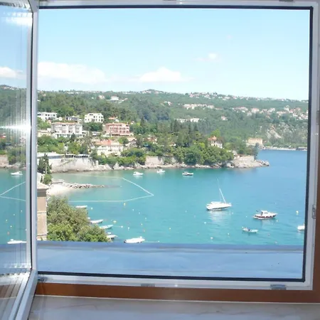 Nina Apartament