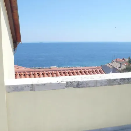 Nina Apartment