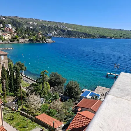 Apartament Nina *