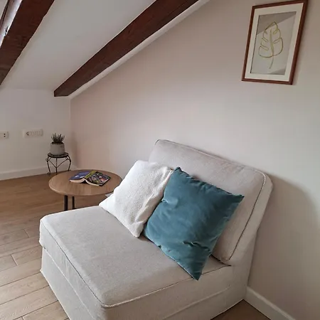 Apartament Nina *